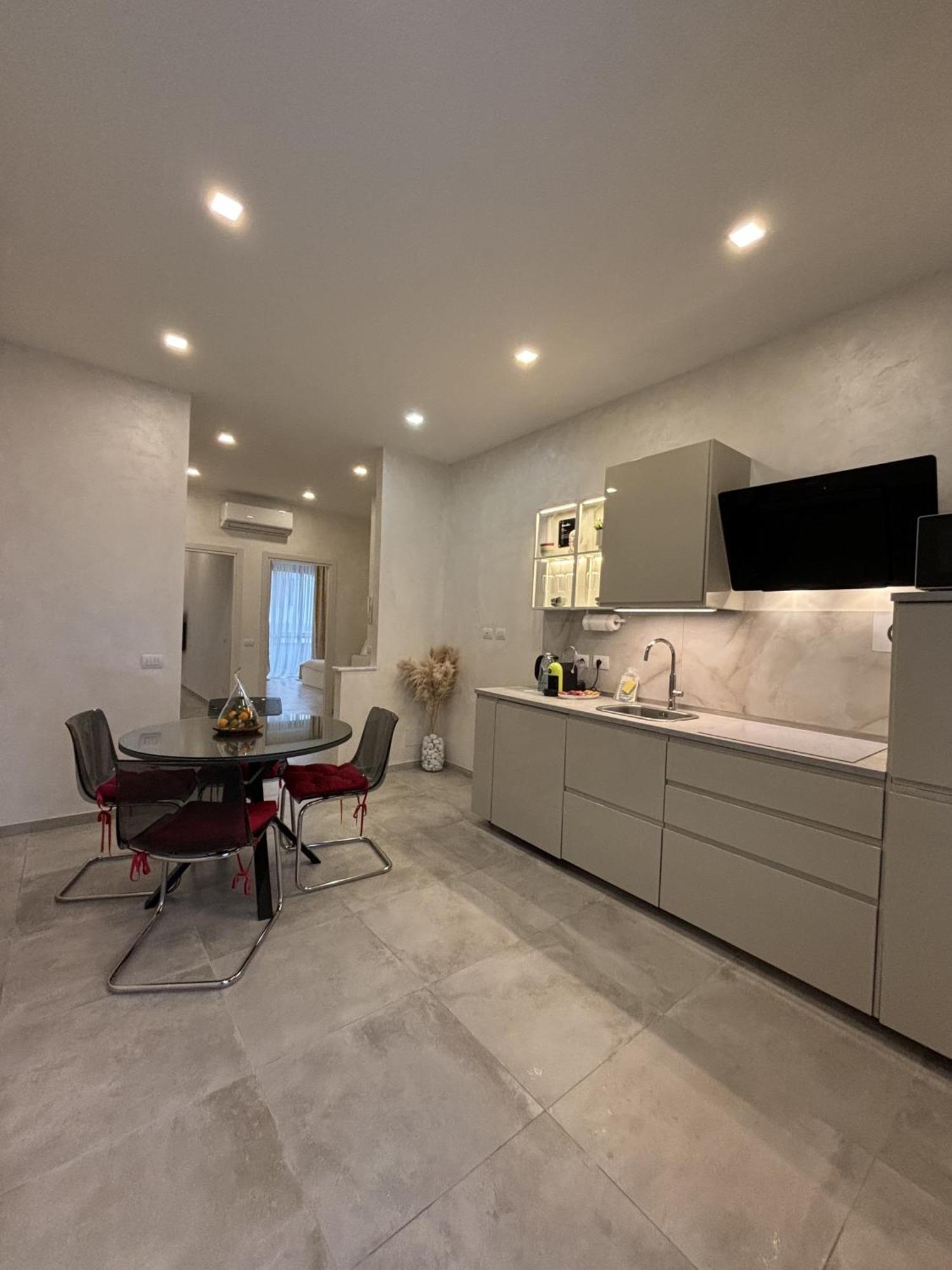 Rifready Apartment Vicino A Aou Careggi, Meyer, Polo Unifi فلورنس المظهر الخارجي الصورة